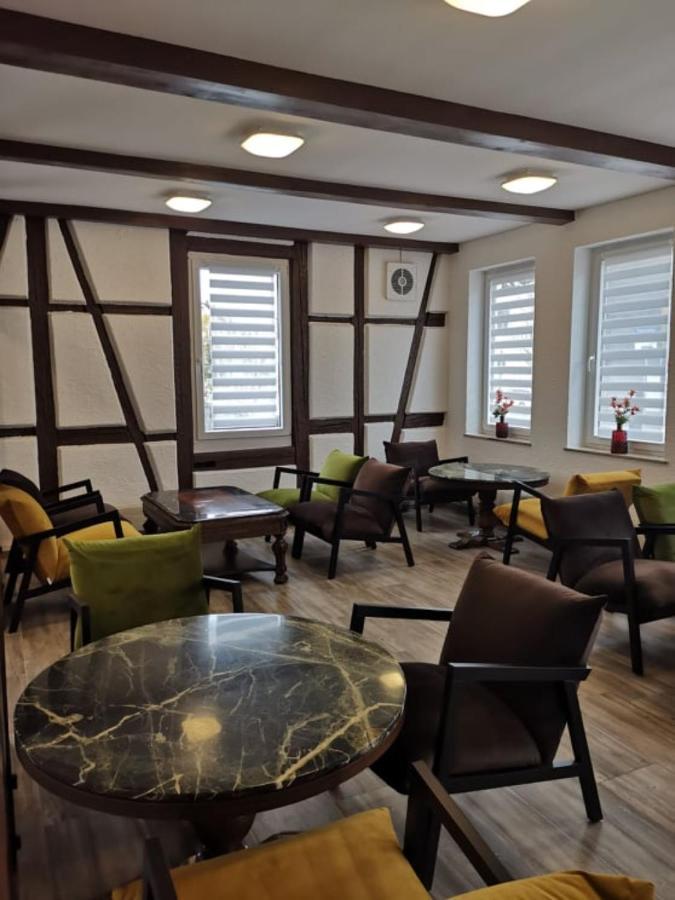 Hotel Zum Weissen Ochsen Aalen Buitenkant foto