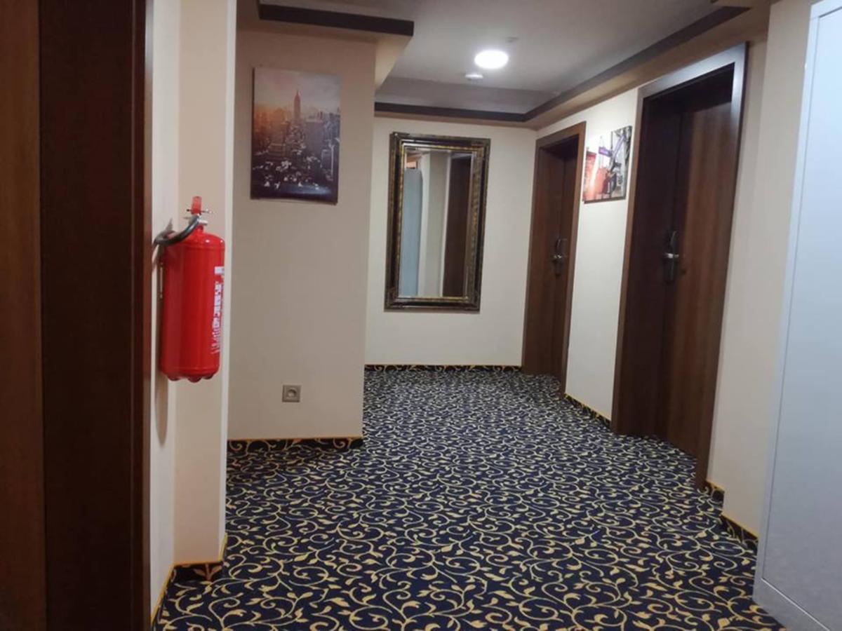 Hotel Zum Weissen Ochsen Aalen Buitenkant foto